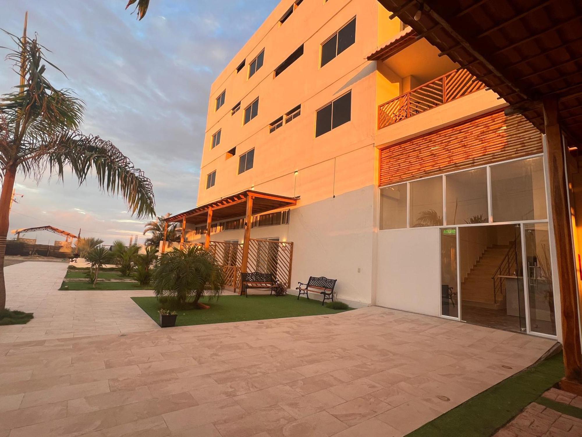 Ohana Beach Hotel بلاياس المظهر الخارجي الصورة