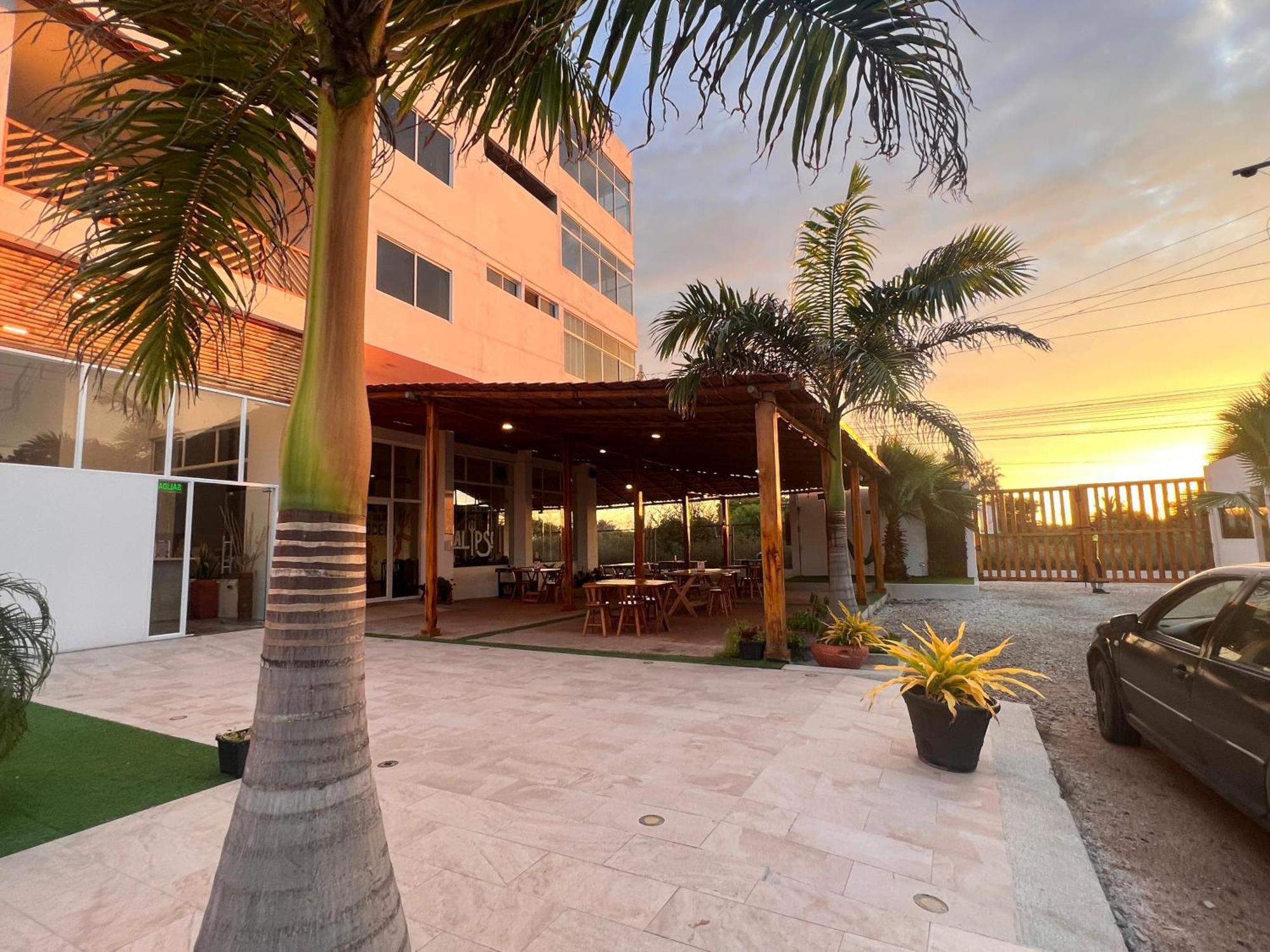 Ohana Beach Hotel بلاياس المظهر الخارجي الصورة