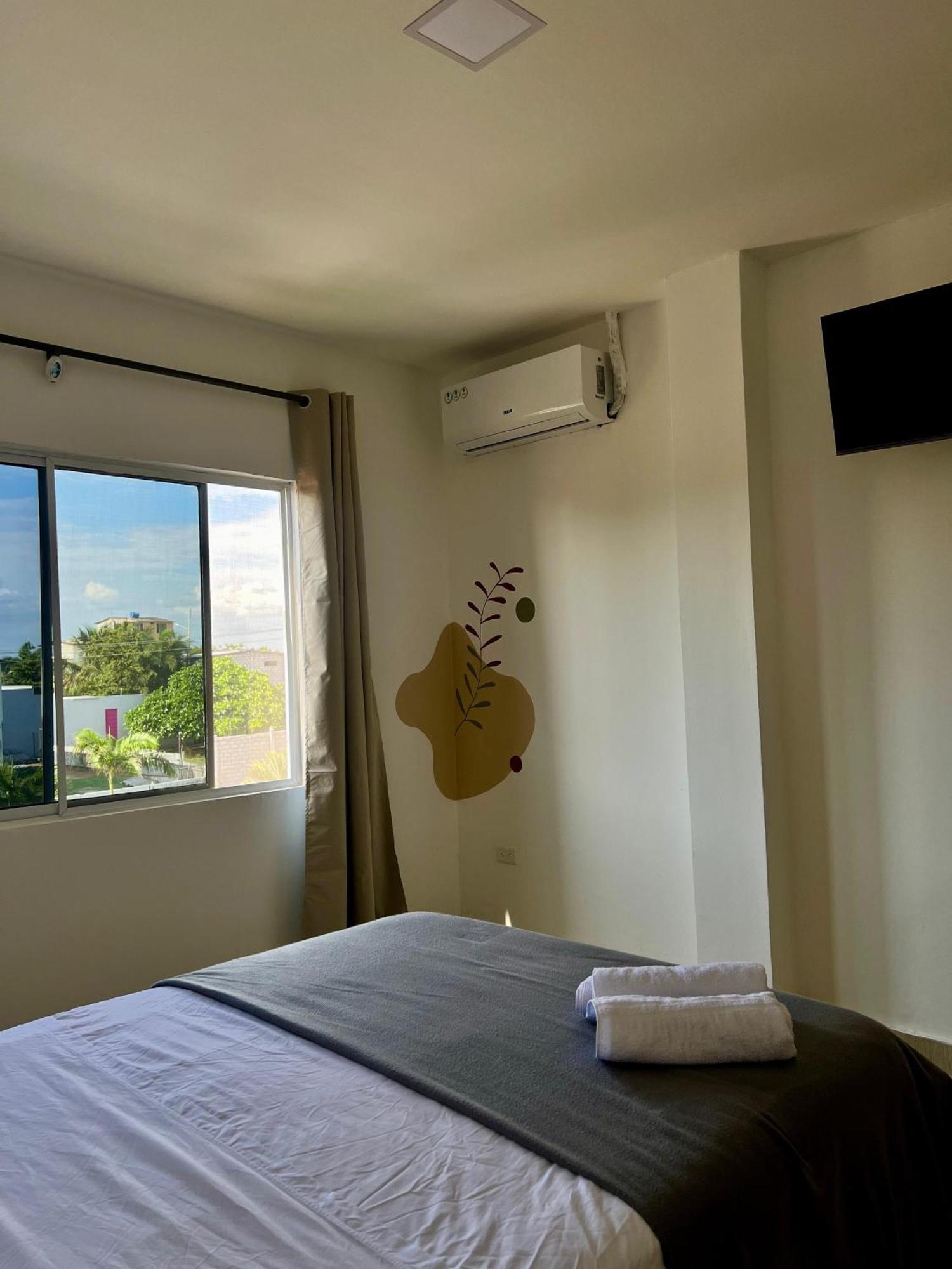 Ohana Beach Hotel بلاياس المظهر الخارجي الصورة